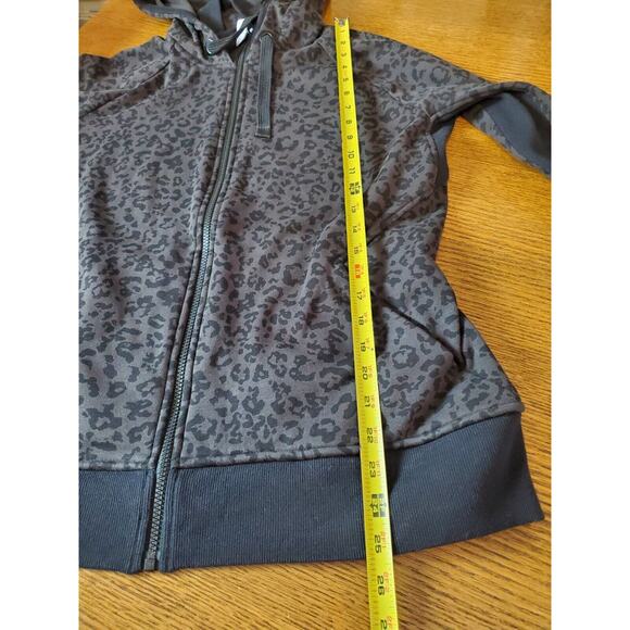 Athleta Womens Large‎ Triumph Hoodie Sweatshirt Full Zip Animal Print Thumbholes - Picture 11 of 12